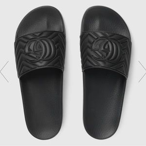 Guccis Black Pool Slide. Worn once.